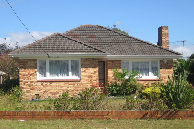 Photo of property in 60 Delta Avenue, New Lynn, Auckland, 0600