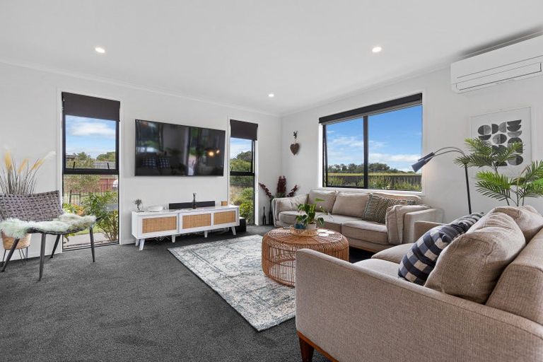 Photo of property in 62 Papawhero Drive, Bell Block, New Plymouth, 4312