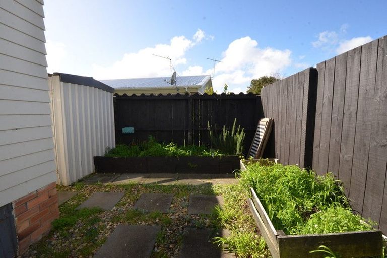 Photo of property in 1/10 Oregon Place, Papakura, 2110