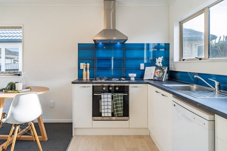 Photo of property in 18 Sheridan Crescent, Trentham, Upper Hutt, 5018