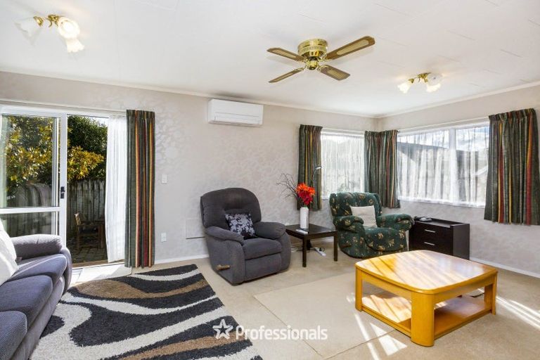 Photo of property in 25 Memphis Grove, Totara Park, Upper Hutt, 5018