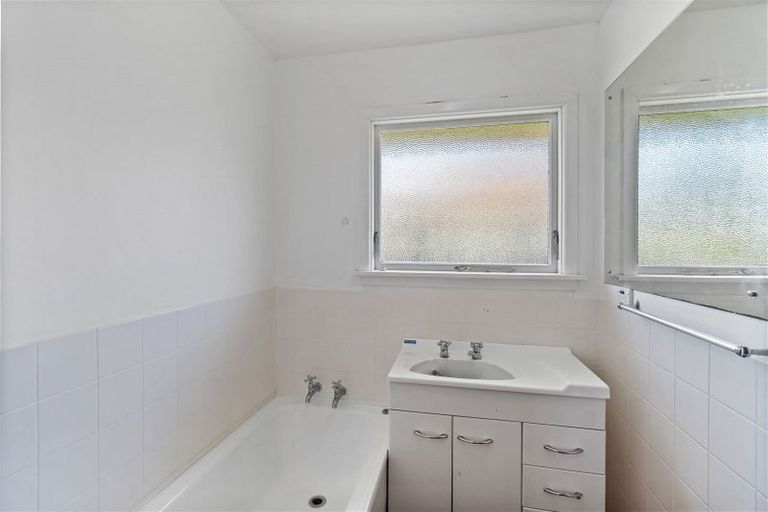 Photo of property in 56 Emmett Street, Shirley, Christchurch, 8013