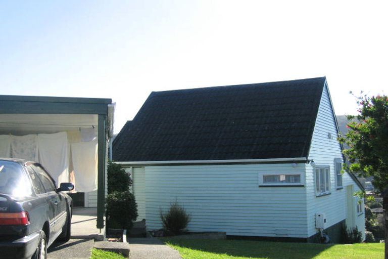 Photo of property in 9 Clapham Grove, Stokes Valley, Lower Hutt, 5019