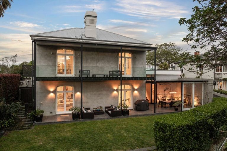 Photo of property in 19 Birdwood Crescent, Parnell, Auckland, 1052