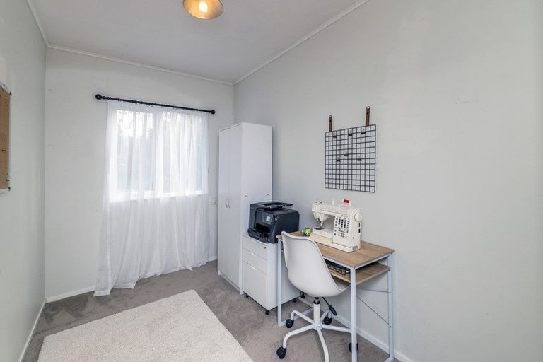 Photo of property in 18 Rimu Road, Raumati Beach, Paraparaumu, 5032