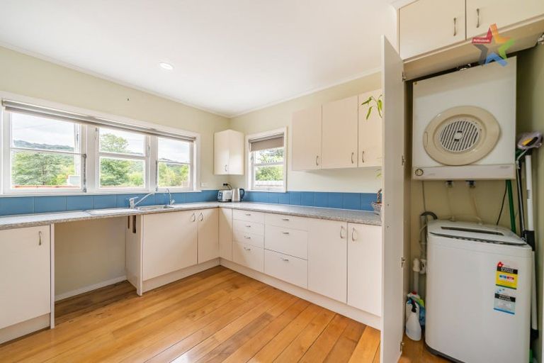Photo of property in 1 Peel Place, Wainuiomata, Lower Hutt, 5014