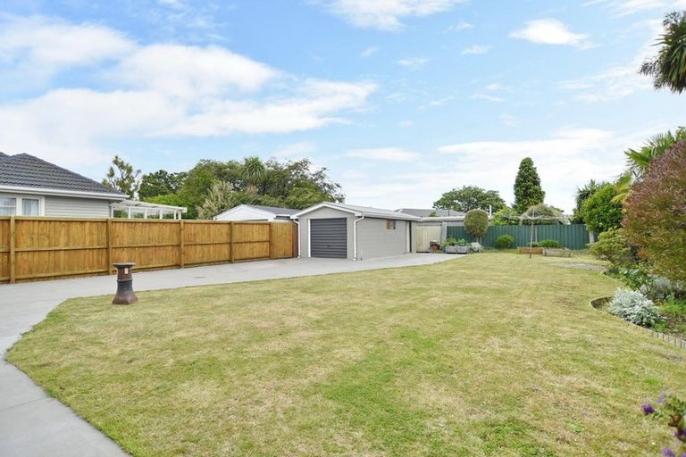Photo of property in 57 Stanbury Avenue, Somerfield, Christchurch, 8024