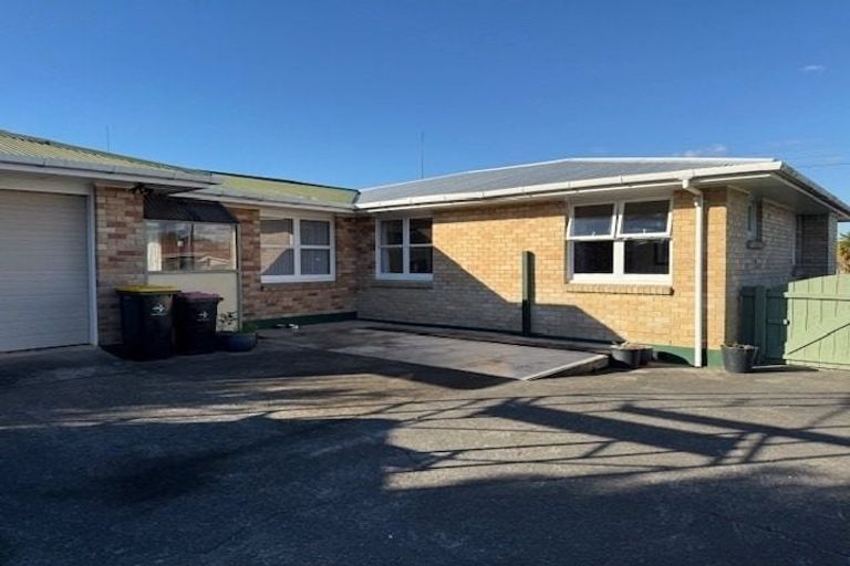 Photo of property in 67 Manley Grove South, Gate Pa, Tauranga, 3112