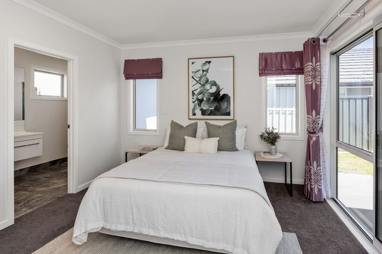 Photo of property in 5 Rakaia Way, Poraiti, Napier, 4112