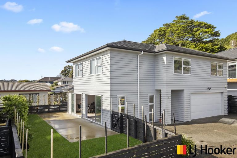 Photo of property in 3 Danden Way, Pukekohe, 2120