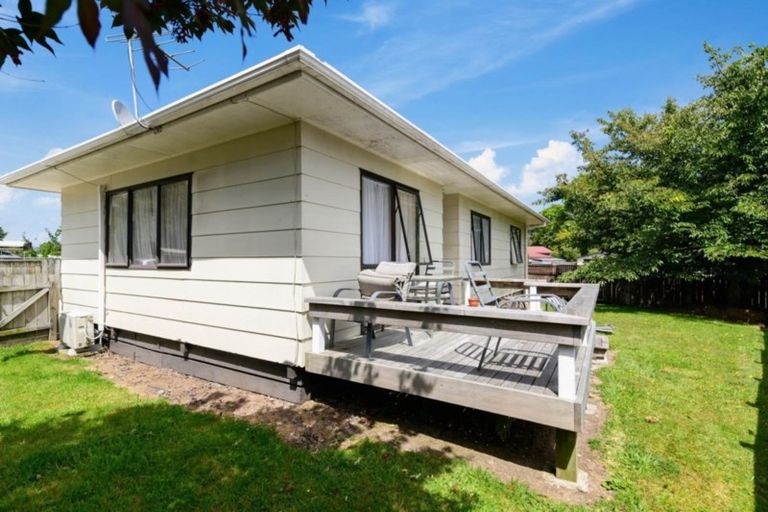 Photo of property in 54a Aquarius Drive, Kawaha Point, Rotorua, 3010