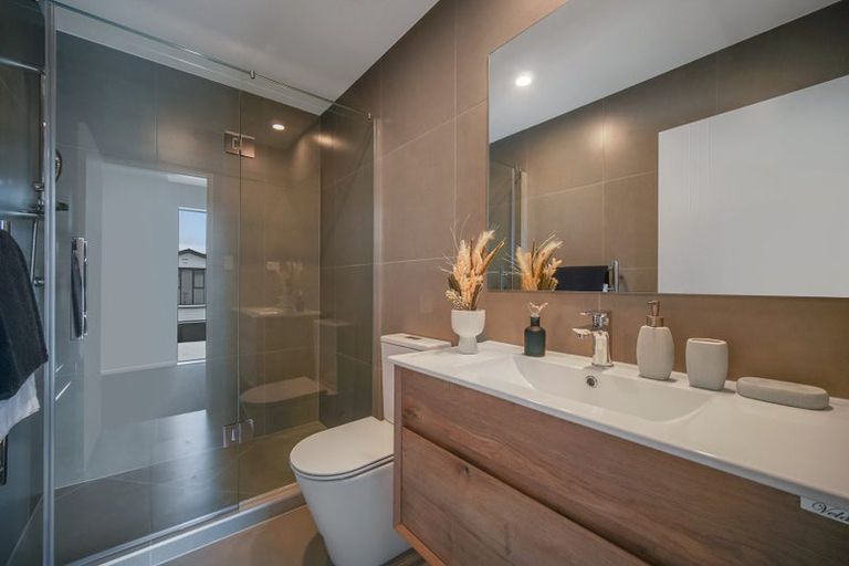 Photo of property in 25 Tukauri Place, Papakura, 2110