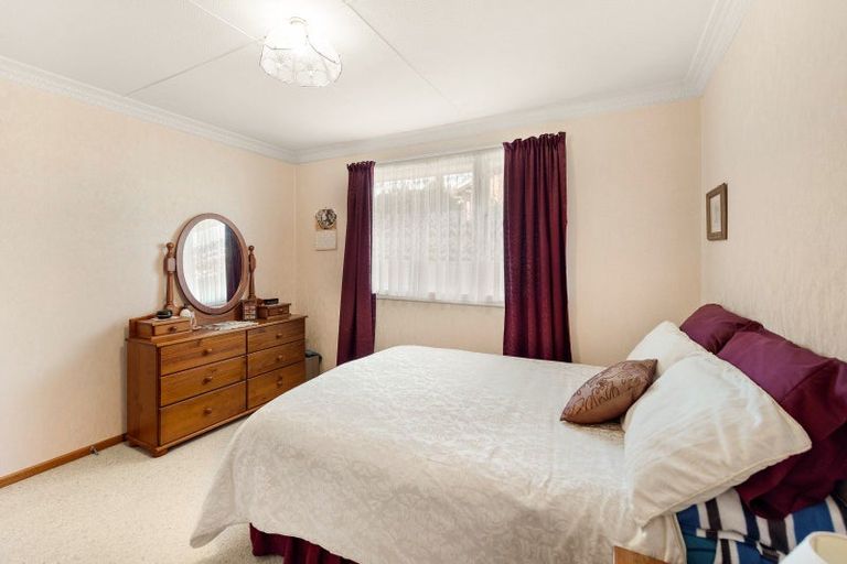 Photo of property in 2 Kiwi Street, East Gore, Gore, 9710