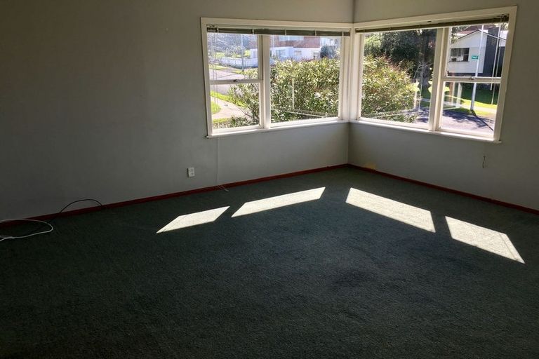 Photo of property in 1/7 Larne Avenue, Pakuranga Heights, Auckland, 2010