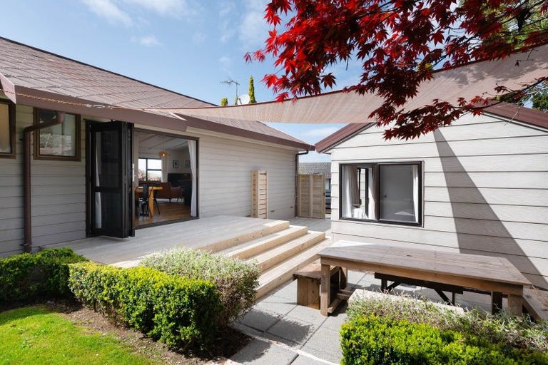 Photo of property in 10 Houhere Place, Pukete, Hamilton, 3200