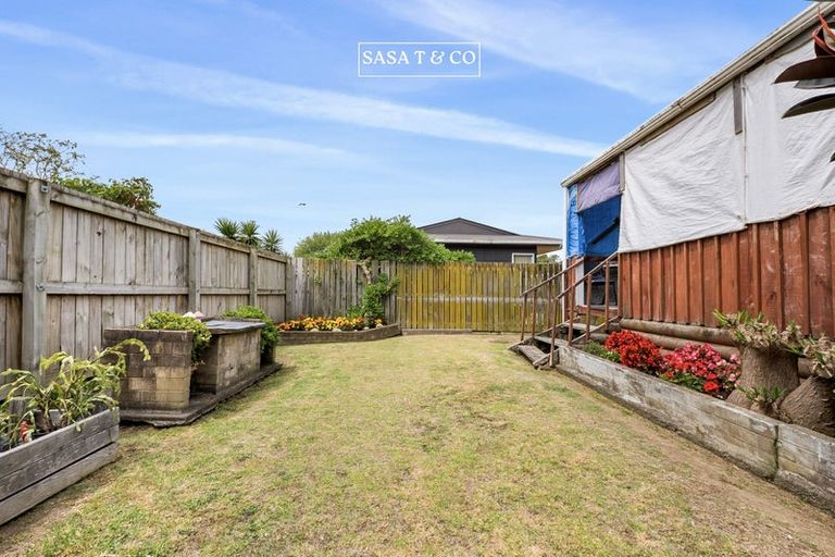 Photo of property in 2/4 Colin Street, Mangere, Auckland, 2022