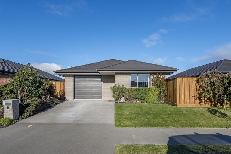 Photo of property in 6 Hurutini Way, Halswell, Christchurch, 8025