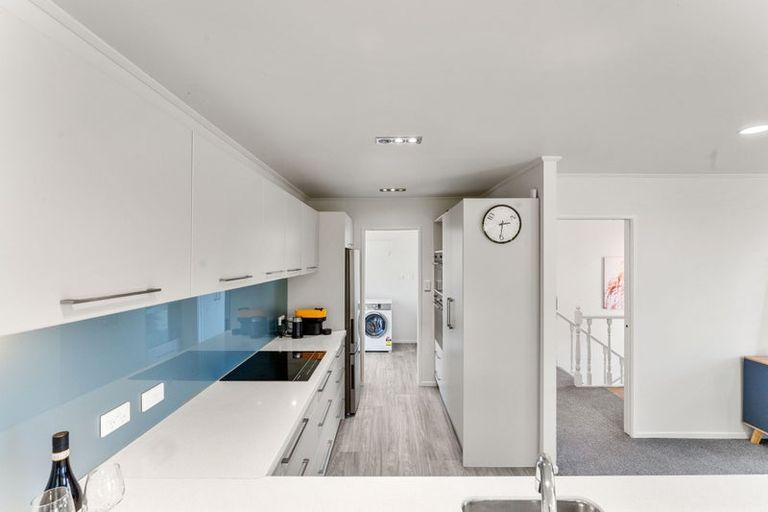 Photo of property in 26 Imogene Way, Half Moon Bay, Auckland, 2012