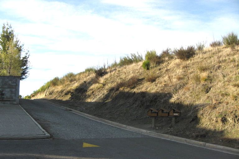 Photo of property in 9 Botting Place, Wanaka, 9305