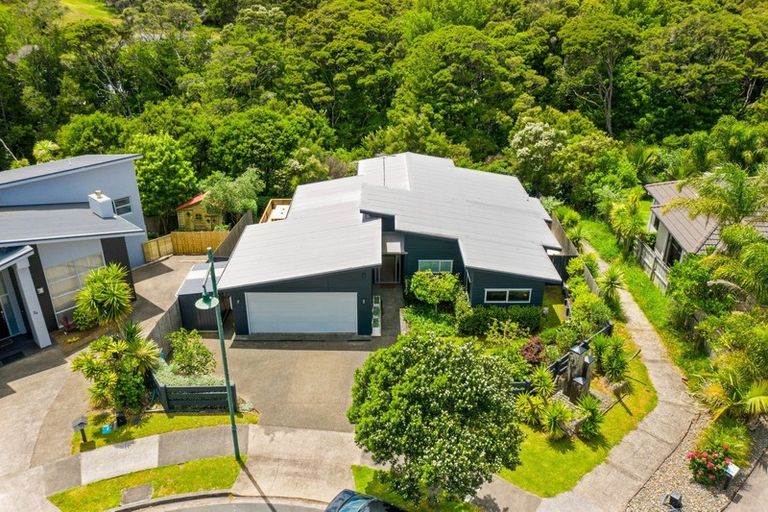 Photo of property in 17 Kunzea Place, Greenhithe, Auckland, 0632