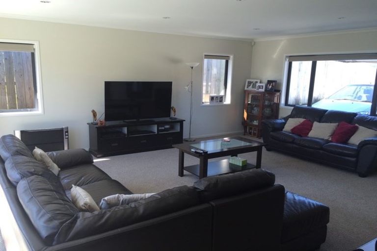 Photo of property in 7 Allans Way, Waiuku, 2123