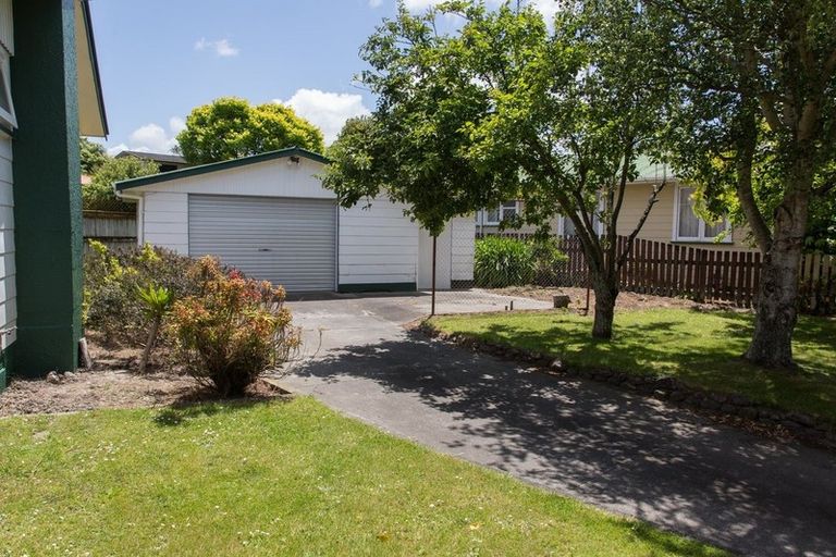 Photo of property in 1 Patea Place, Terrace End, Palmerston North, 4410