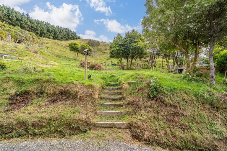 Photo of property in 1151 Paekakariki Hill Road, Paekakariki Hill, Porirua, 5381