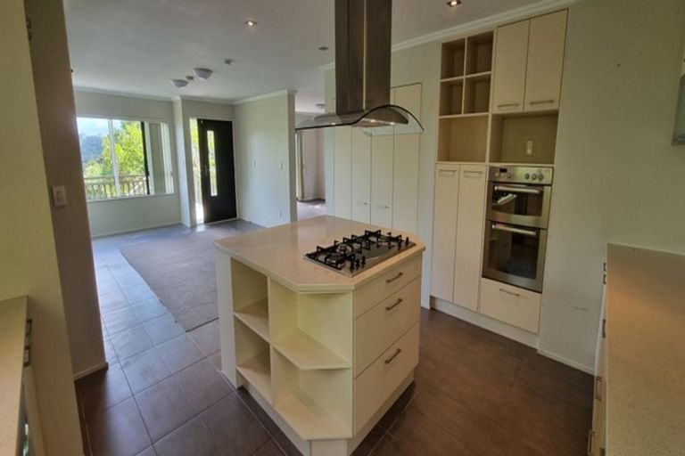 Photo of property in 99 Pemberton Avenue, Bayview, Auckland, 0629