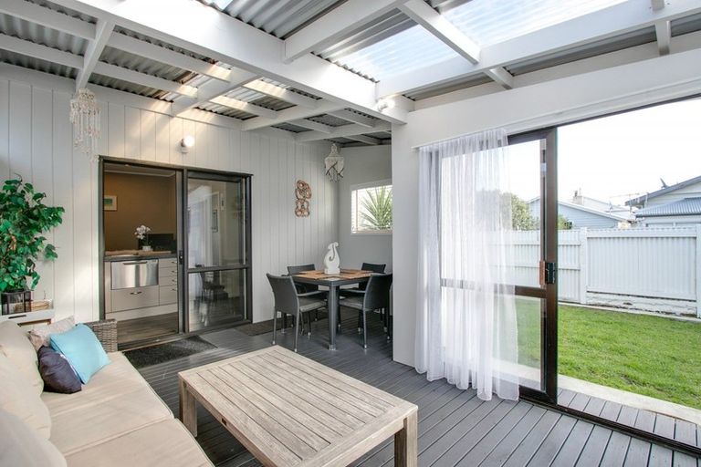 Photo of property in 120 Waghorne Street, Ahuriri, Napier, 4110