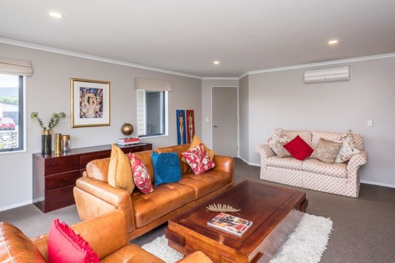 Photo of property in 51 Hillcrest Road, Raumati Beach, Paraparaumu, 5032