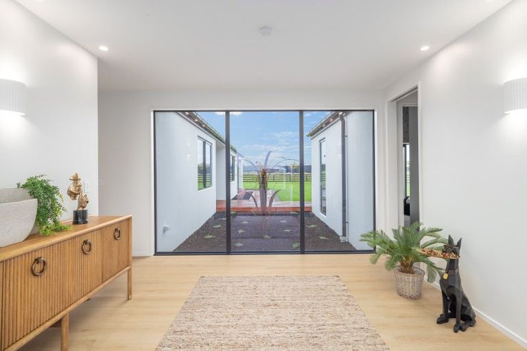 Photo of property in 282 Curraghs Road, Rolleston, Christchurch, 7676