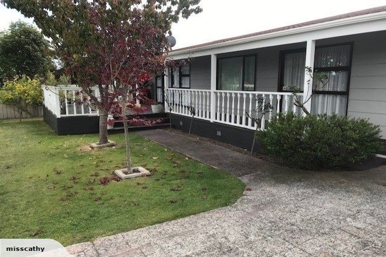 Photo of property in 1/62 Shepherd Road, Waipahihi, Taupo, 3330