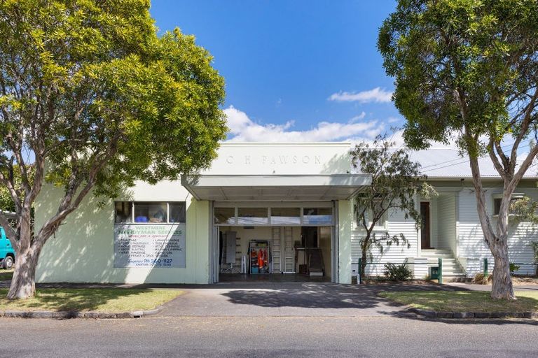 Photo of property in 64 Warnock Street, Westmere, Auckland, 1022