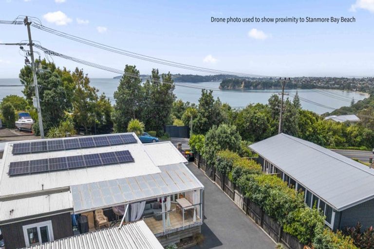 Photo of property in 127 Vipond Road, Stanmore Bay, Whangaparaoa, 0932