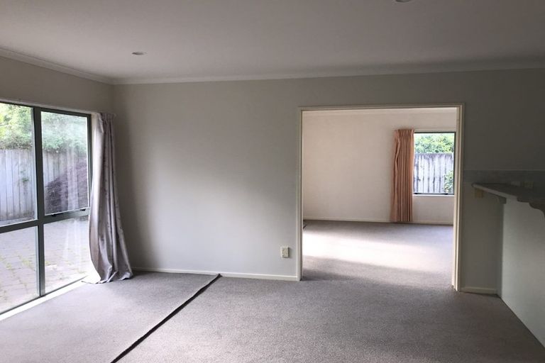 Photo of property in 60 Spinnaker Drive, Flagstaff, Hamilton, 3210