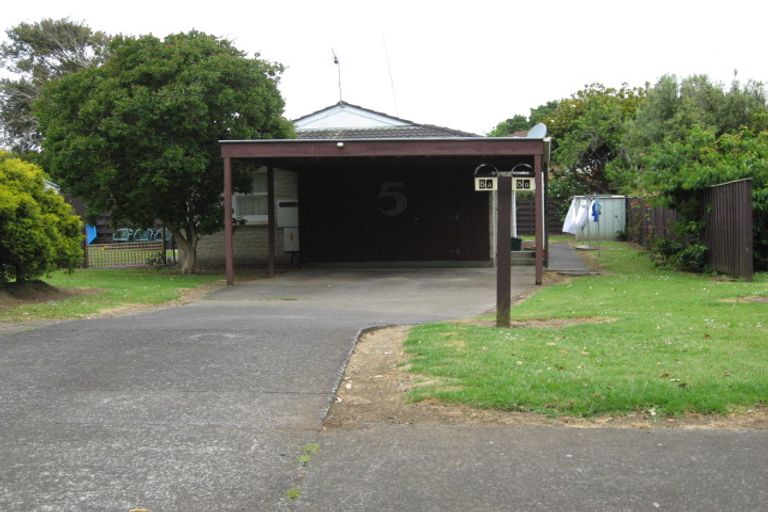 Photo of property in 5 Ashcroft Avenue, Mangere Bridge, Auckland, 2022