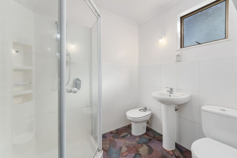 Photo of property in 29 Olive Terrace, Paraparaumu Beach, Paraparaumu, 5032