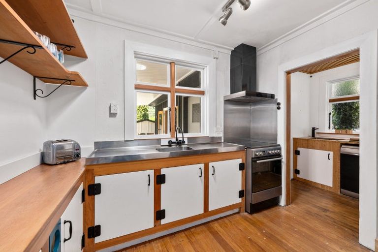 Photo of property in 59 York Street, Picton, 7220