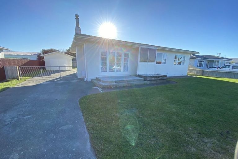 Photo of property in 17 White Street, Taradale, Napier, 4112