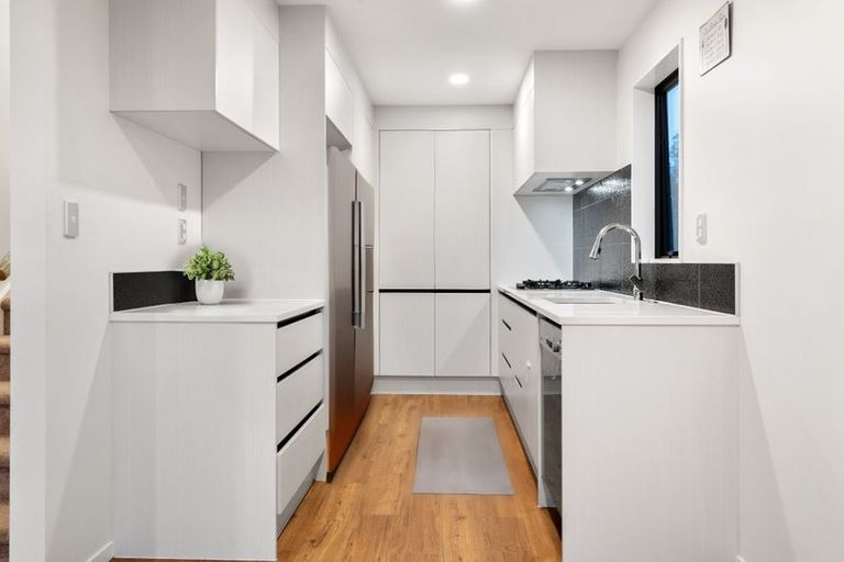 Photo of property in 27 Laquinta Place, Flat Bush, Auckland, 2019