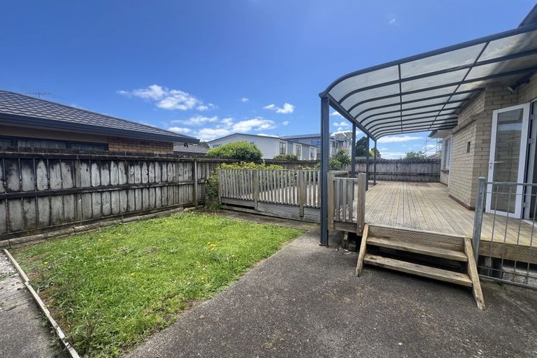 Photo of property in 48 Clevedon Road, Papakura, 2110