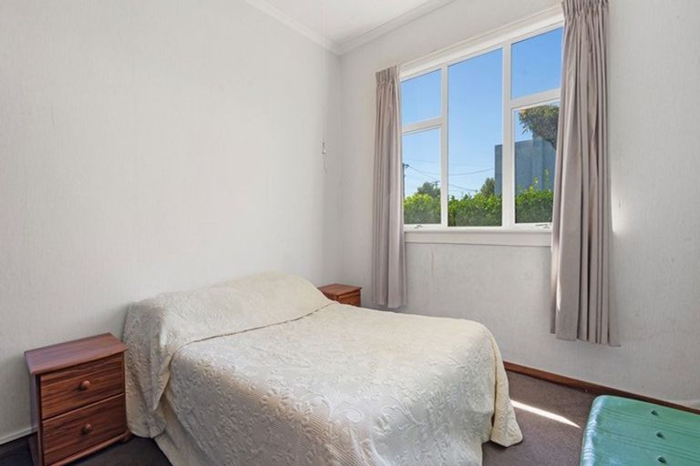 Photo of property in 62 Gisborne Terrace, Opunake, 4616