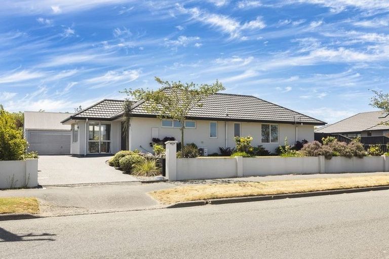 Photo of property in 215 Mairehau Road, Burwood, Christchurch, 8083