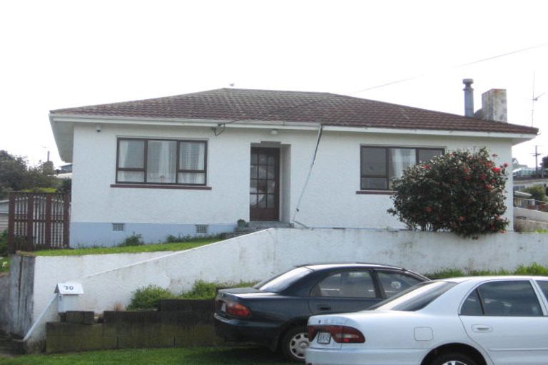 Photo of property in 70 Ngamotu Road, Spotswood, New Plymouth, 4310