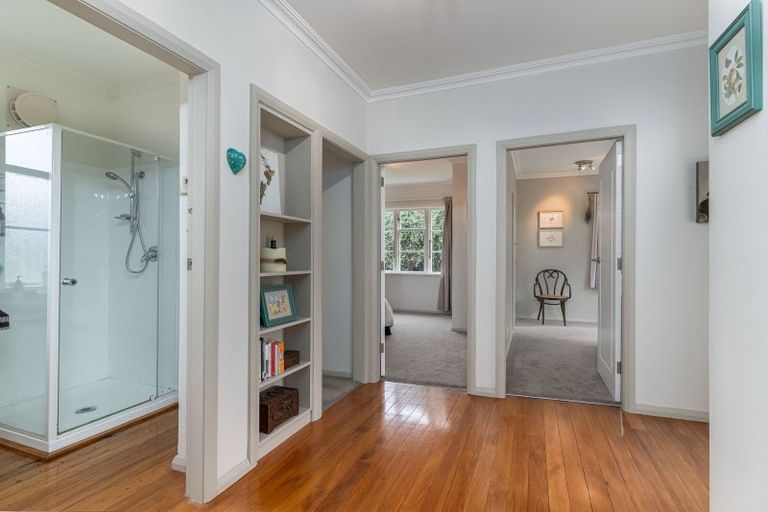 Photo of property in 17 Lansdowne Crescent, Lansdowne, Masterton, 5810