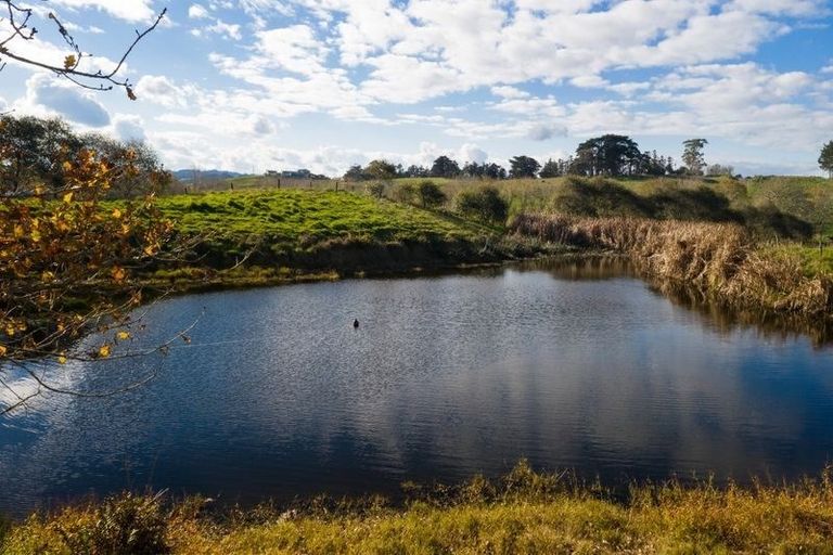 Photo of property in 273 Forestry Road, Waitoki, Kaukapakapa, 0871