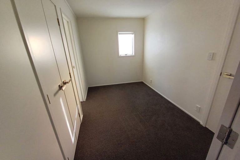 Photo of property in 39b Sunnyvale Road, Massey, Auckland, 0614