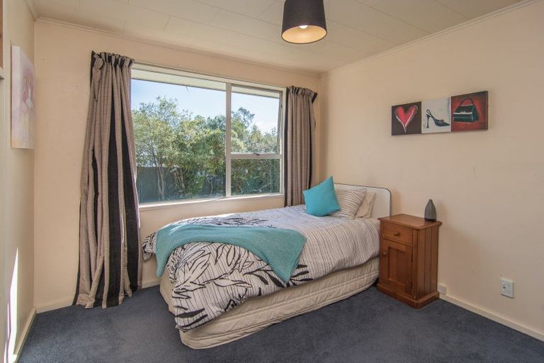 Photo of property in 16 Godley Place, Oceanview, Timaru, 7910