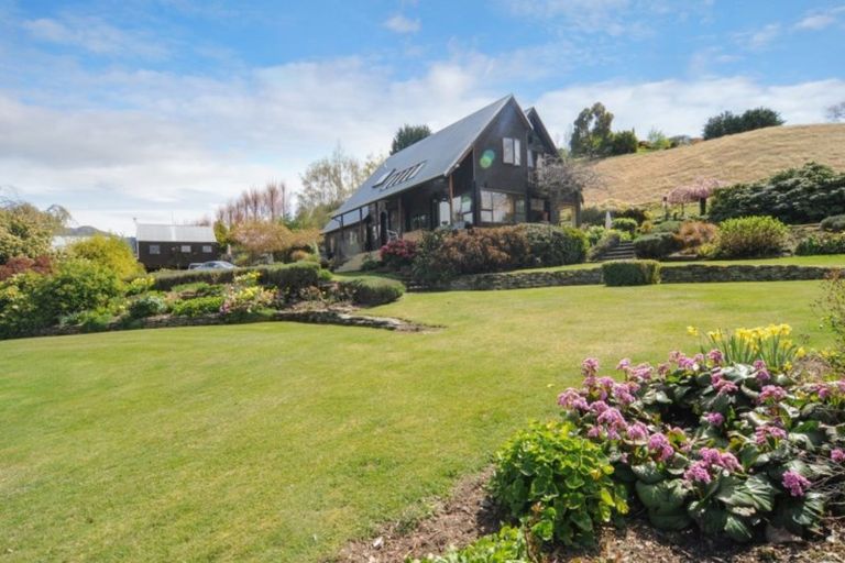 Photo of property in 58 Mountain View Road, Dalefield, Queenstown, 9371