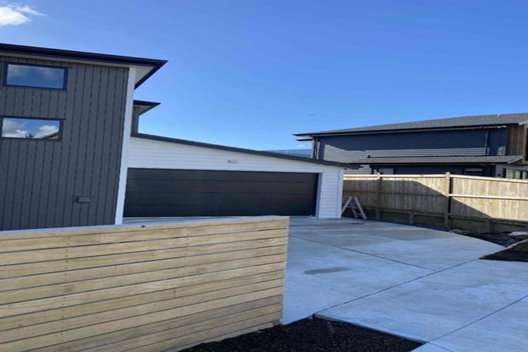 Photo of property in 5 Bendridge Street, Flat Bush, Auckland, 2019